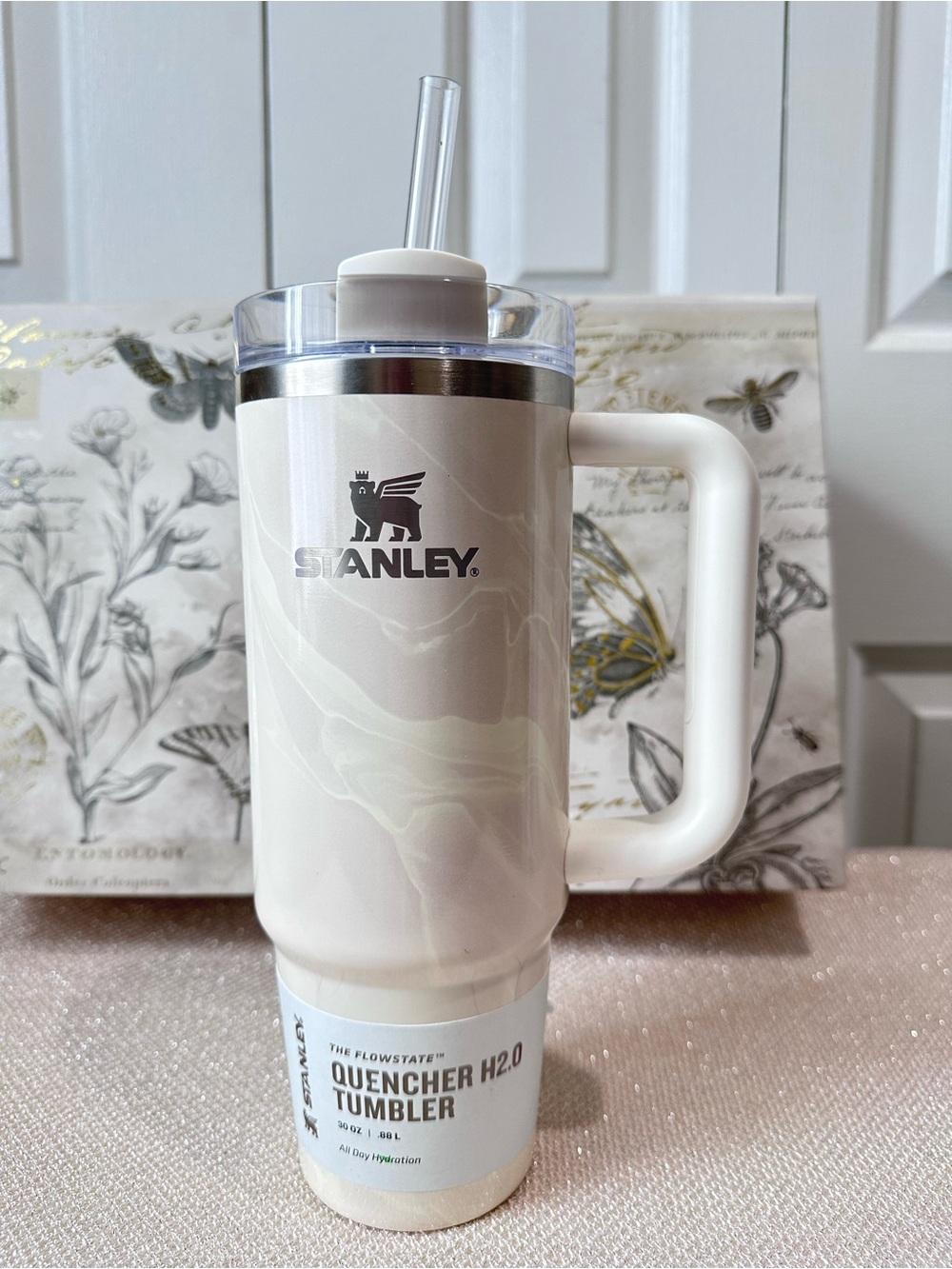 Stanley 30oz Stainless Steel H2.0 Flowstate Quencher Tumbler - Calcite Calacatta